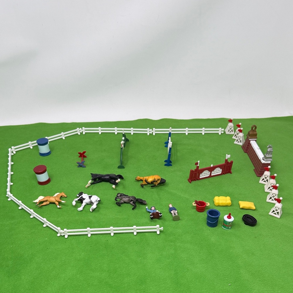 Breyer Mini Horse Playset with Fencing and Accessories